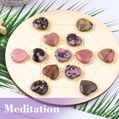 Gelaste Rhodonite-hartvormige kristallen voor chakra-balansering