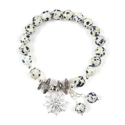 Custom Edelsteen 8mm Ronde Dalamatie Jaspis Met Sneeuwvlokken Charm Perlen Armband Voor Het Geven