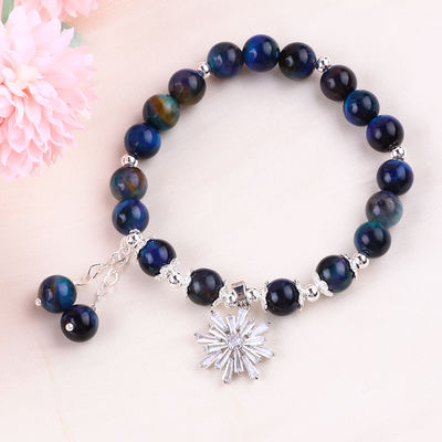 Edelsteen kristal 8mm regenboog tijger oog met sneeuwvlokje charme strek armband voor het geven van cadeaus