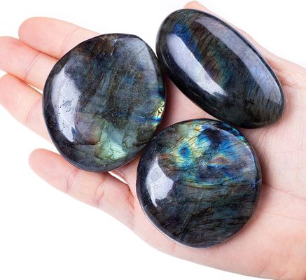Natuurlijke Labradorite Palmsteen Genezend Gepolijst Pocket Labradorite Rotsstenen Onregelmatige Zorgsteen Angstverlichtend
